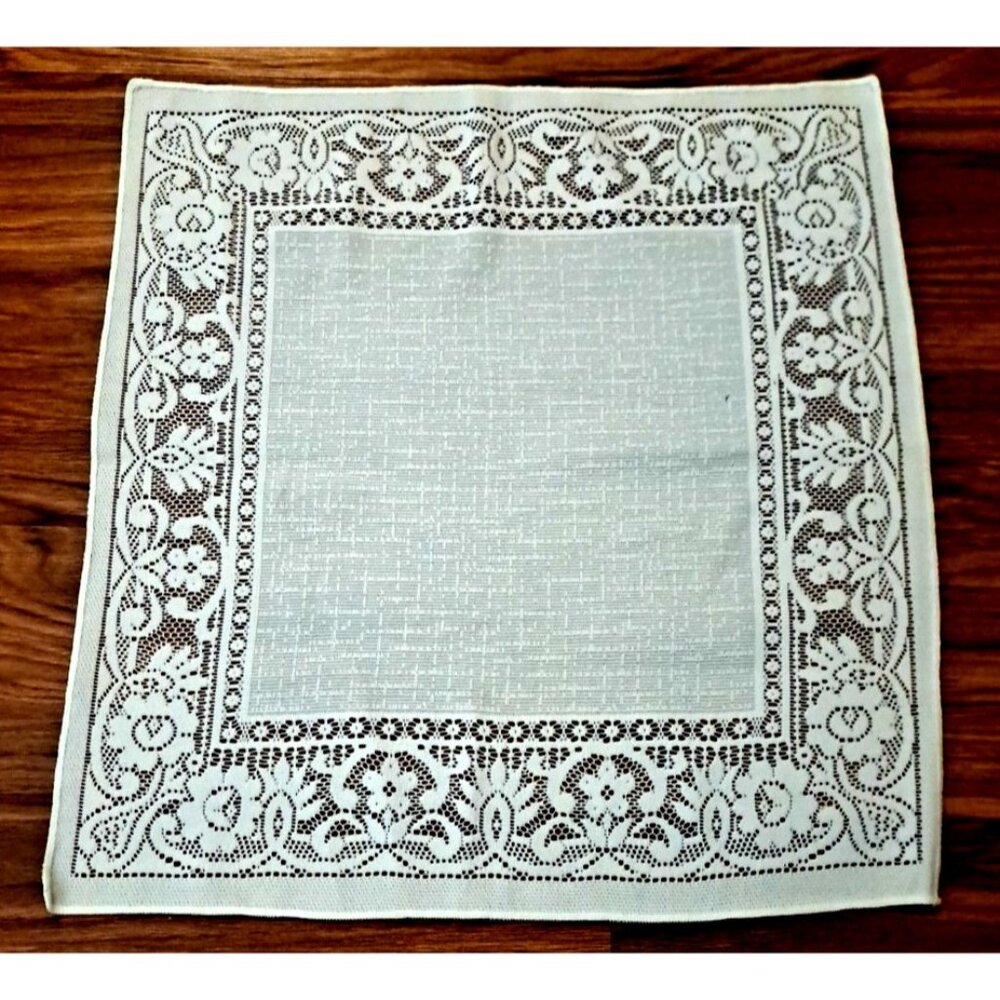 Knit Lace Square Centerpiece Doily Table Charger White Flowers Vines Cottage 19"